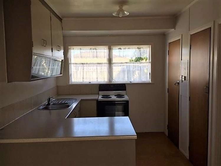 2/16 Prictor Street Papakura_1