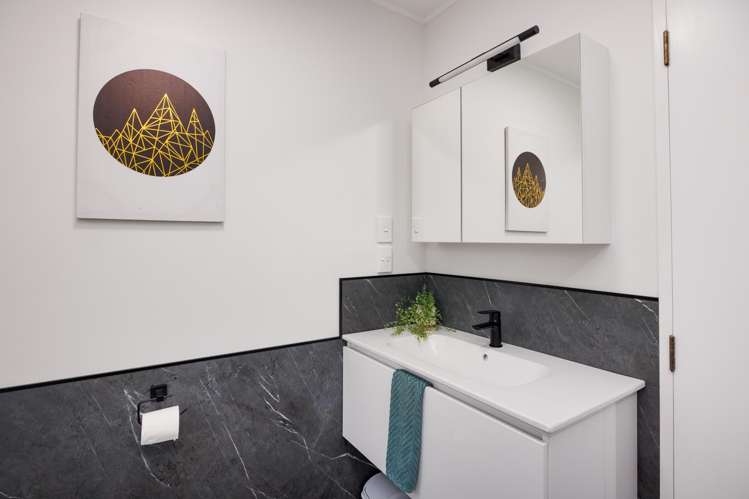 12 Capri Place Awapuni_12