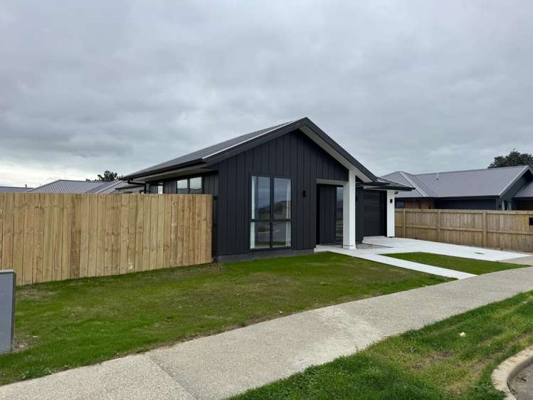  18 Scully Place Strathern_15