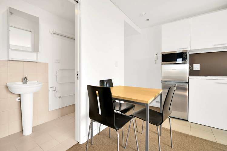 1002/37 Symonds Street Grafton_5