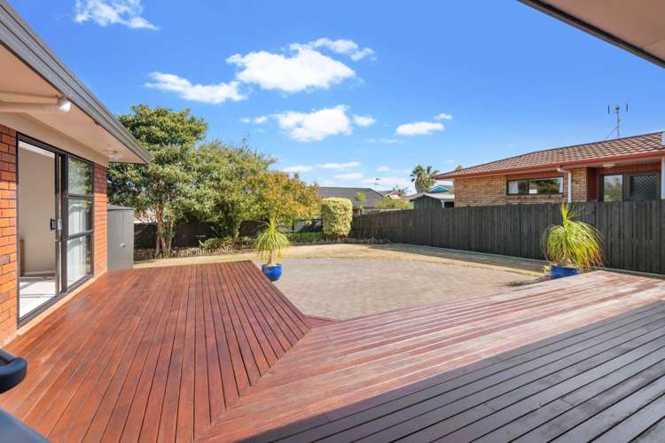 108 Mirrabooka Avenue Botany Downs_19