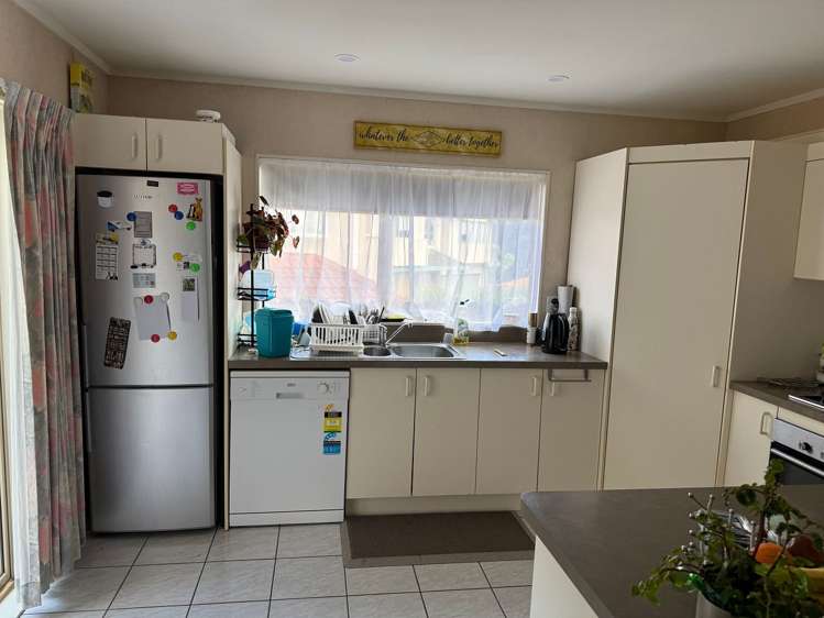 1/36 De Havilland Drive Goodwood Heights_3