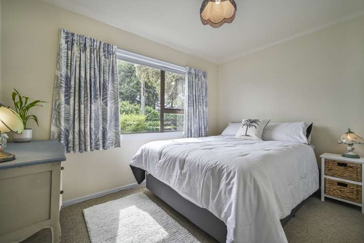 73 Ferry Road Clive_16