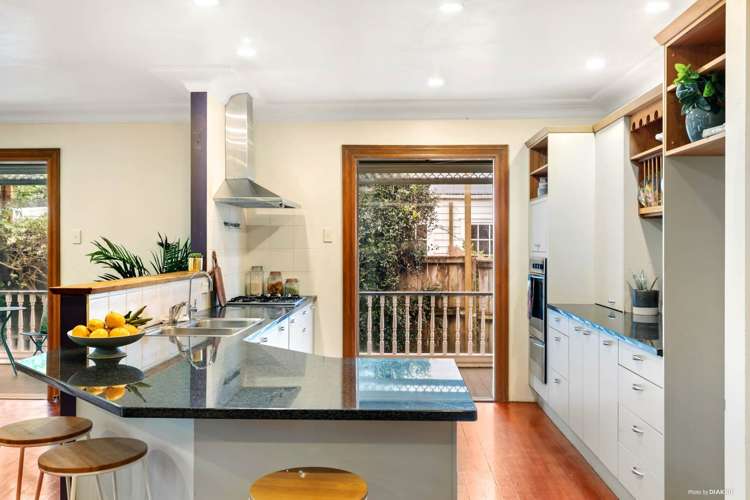 22 Cromwell Street Mount Eden_11