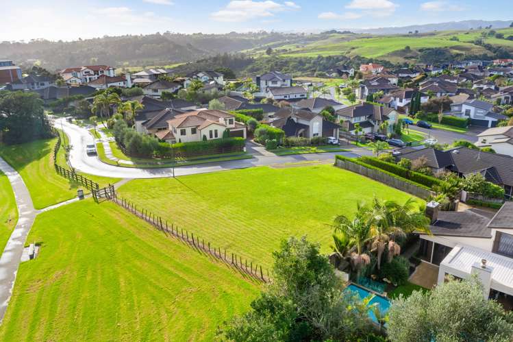 8 Kenley Heights Flat Bush_8