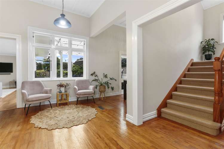 7 Tui Glen Road Birkenhead_8