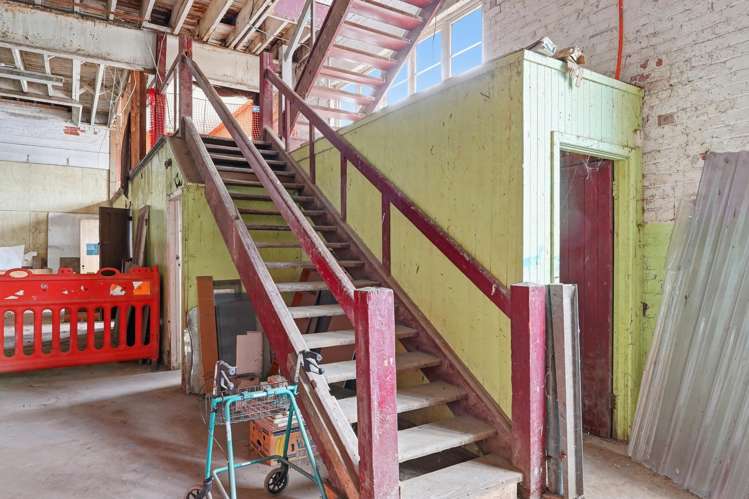 42 Bedford Avenue Gonville_17