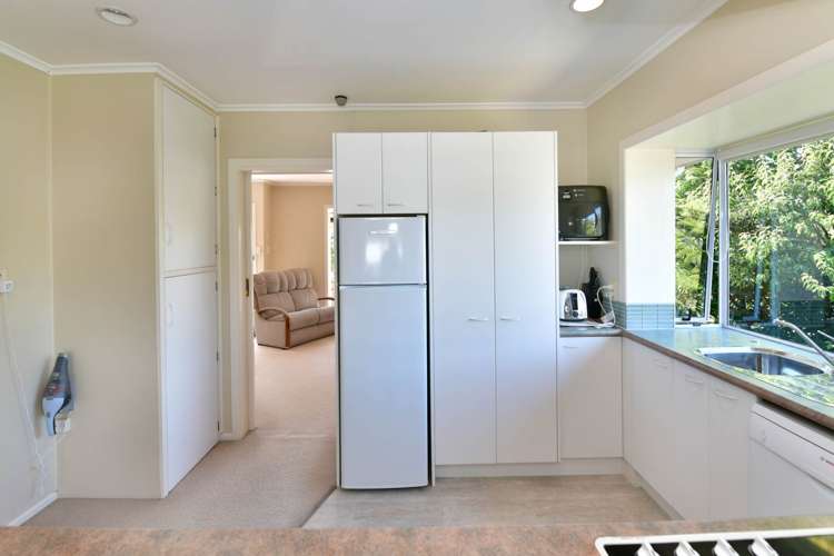2/280 Beach Road Campbells Bay_8