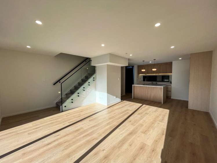 6/30 Crowther Street 1644_3