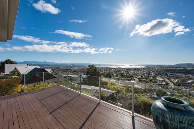 Unrivalled Views - One of a Kind - Must View!