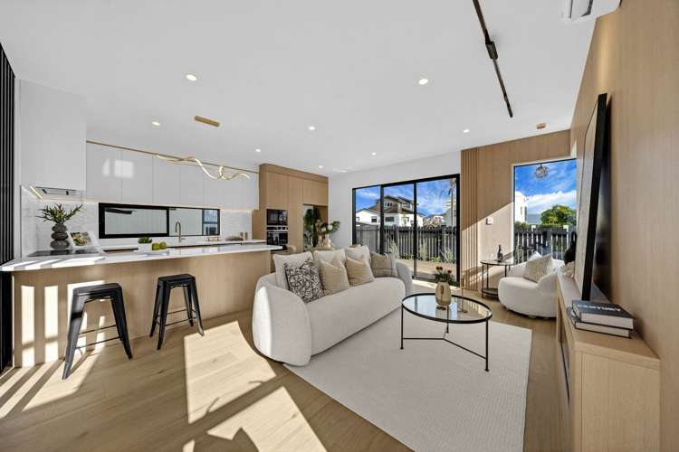 8A Hattaway Avenue Bucklands Beach_6