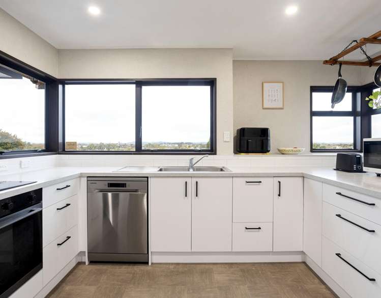 9 Stirling Place Dinsdale_3