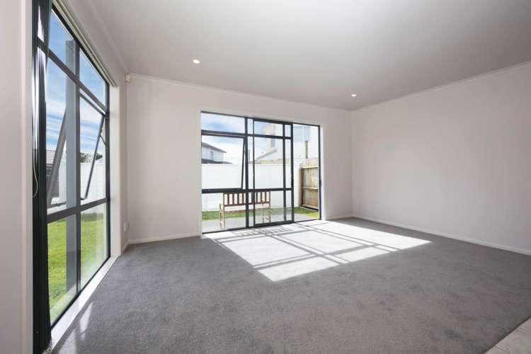 8a Charlenne Close_3