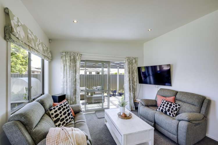 16 Begley Place Frimley_7