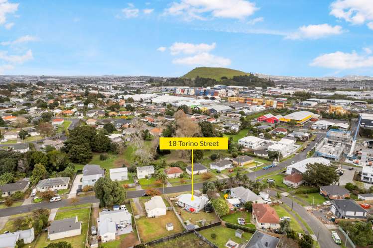 18 Torino Street Point England_10