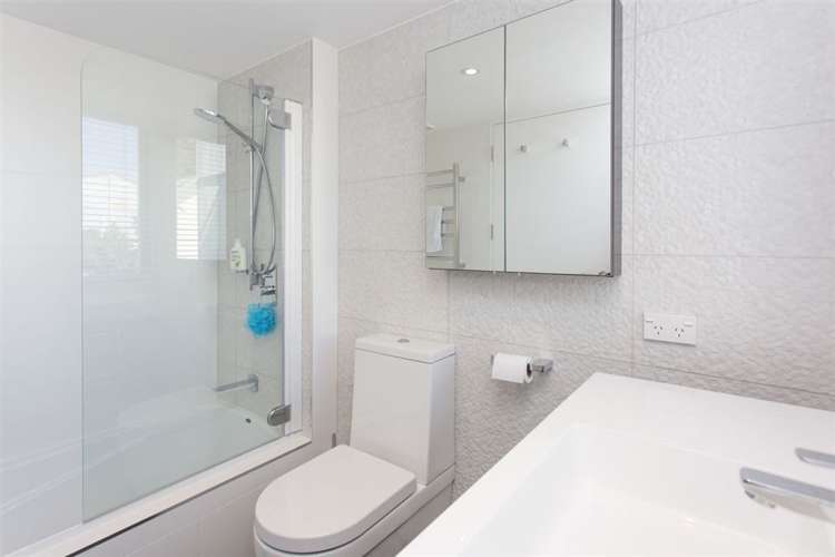 16 Park Terrace Christchurch Central_11