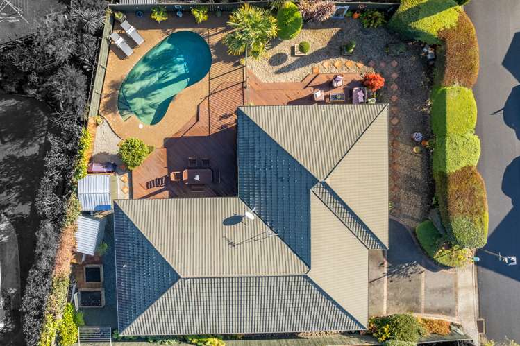 4 Gershwin Grove Stoke_24