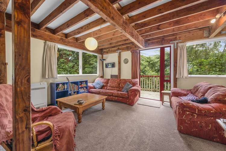 63 Wyndham Road Pinehaven_2