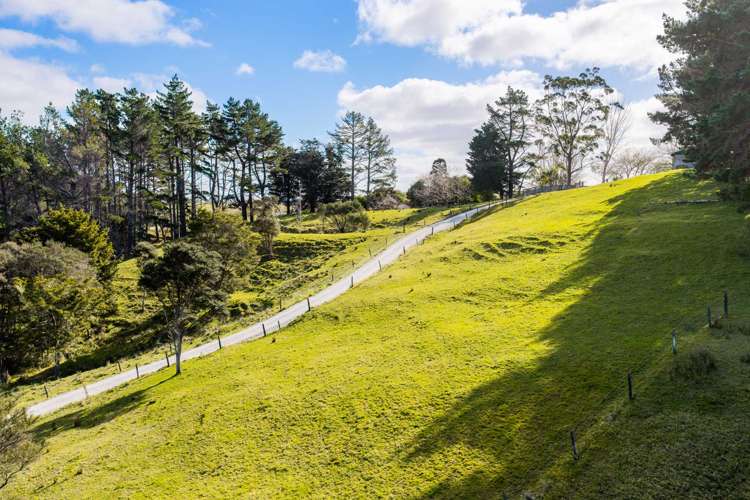 318 Franklin Road Paparoa_36