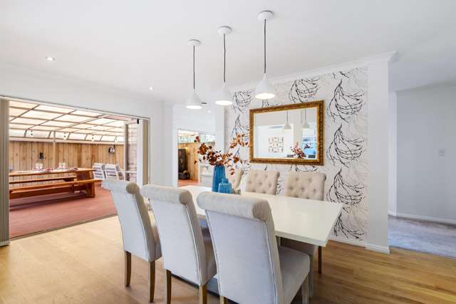 12 English Oak Drive Schnapper Rock_4