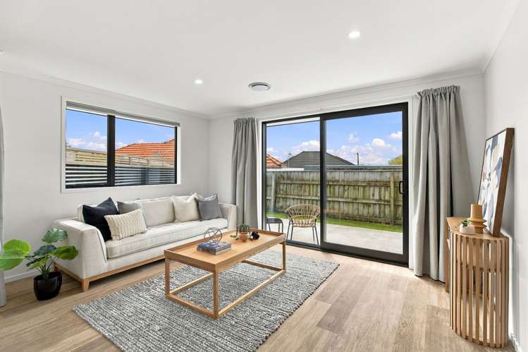 51A Selwyn Crescent College Estate_6