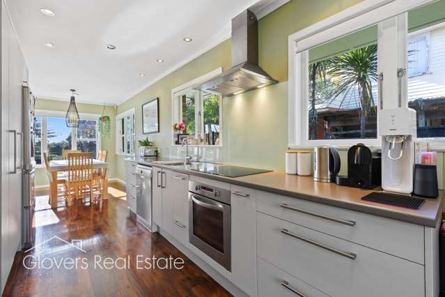 16 Dolbear Street Titirangi_4