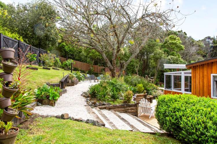 18 Dene Court Lane Greenhithe_12