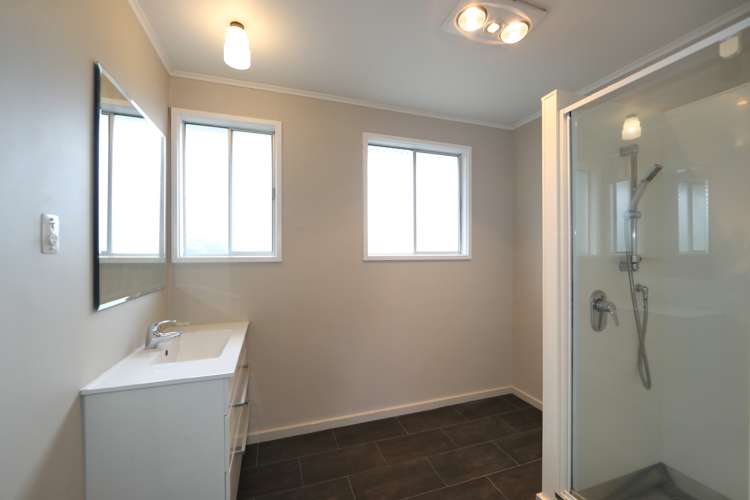 4/2 King Street Taradale_7