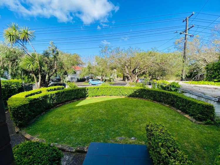 17 Whitworth Road Mount Eden_10