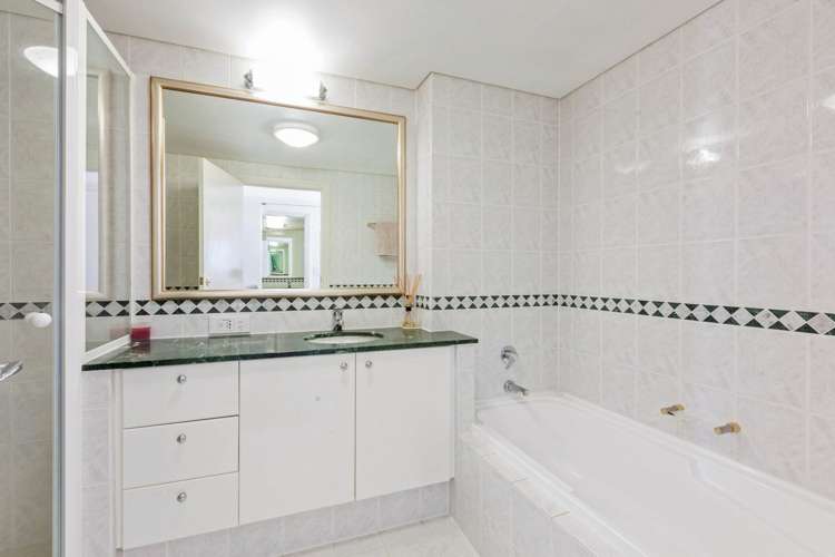 2203/8 Albert Street Auckland Central_3