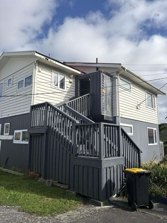 Charming 2BR Flat in Kingston!