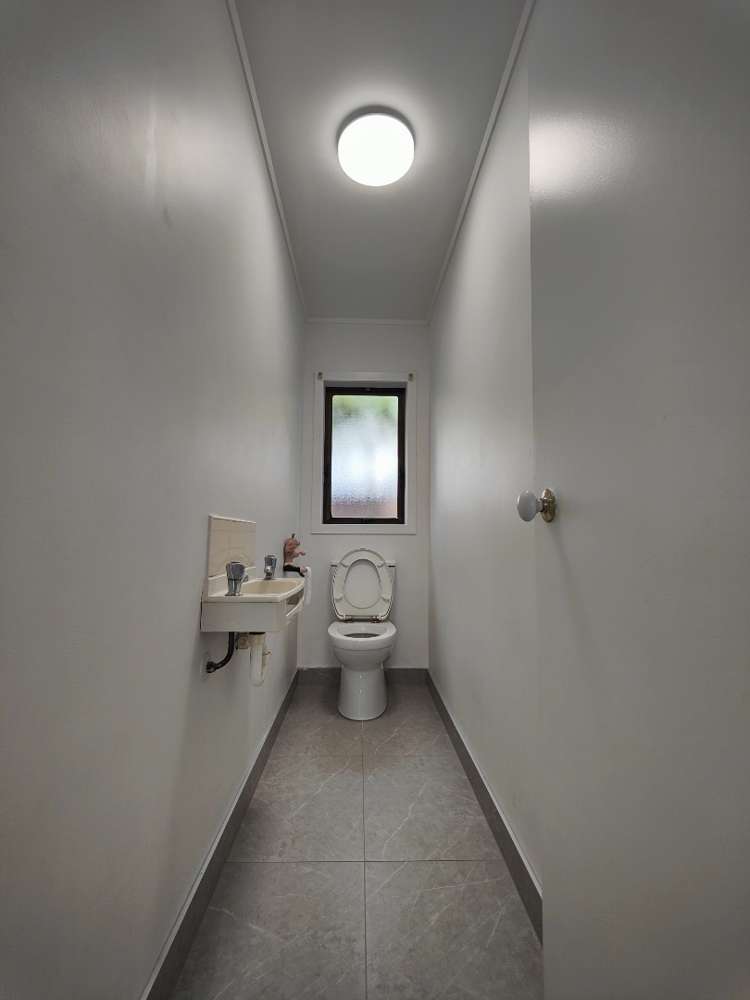 6 Hoylake Place Wattle Downs_14