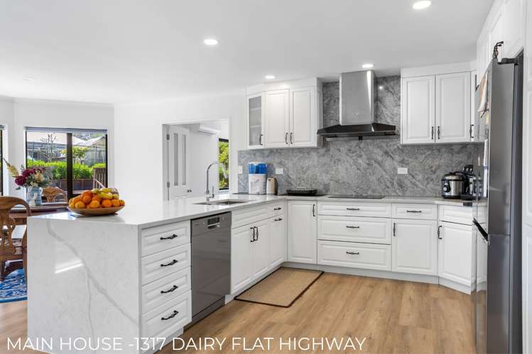 1317 and 1319 Dairy Flat Highway Dairy Flat_4