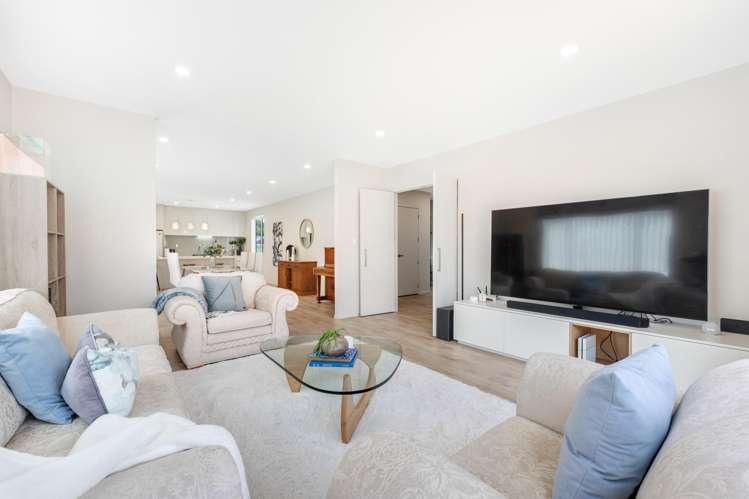 10 Hedge Row Sunnyhills_6