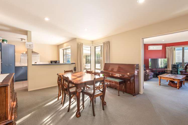 25 Robinia Place_1