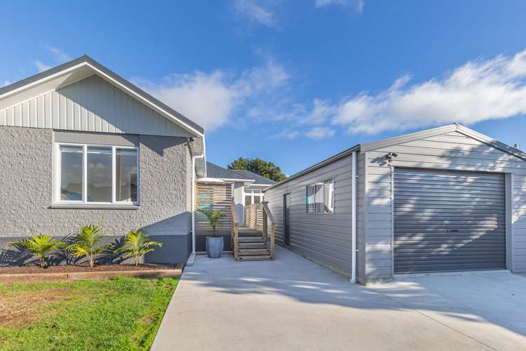 19 Dudley Street Levin_16