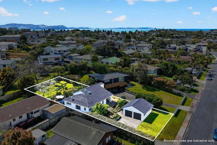 20 Albatross Road Red Beach_25
