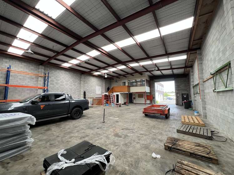 11 Bassant Avenue Penrose_2