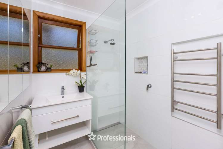 14 Prouse Grove Silverstream_11