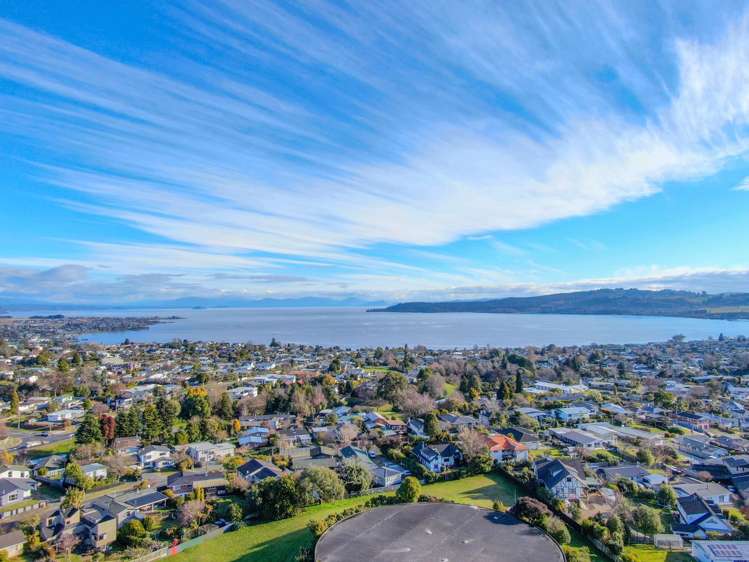 91 Tamatea Road Taupo_1