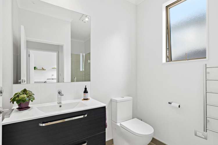 7 Tuangi Street Long Bay_16