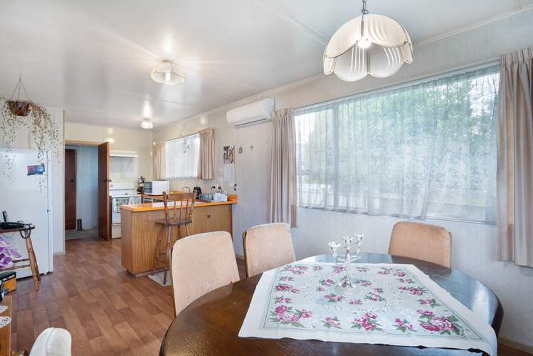 9 William Benton Street Featherston_7