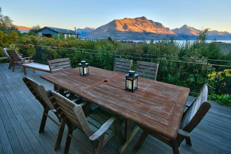 44 Suburb Street Queenstown_14