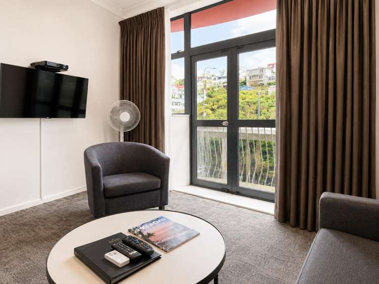  4B/120 The Terrace Wellington Central_3