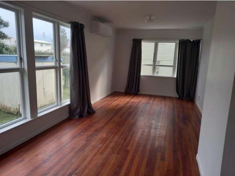 81 Corinna Street Waitangirua_3