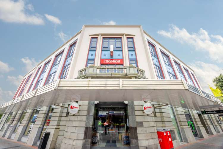 1 Dickens Street South Napier South_13