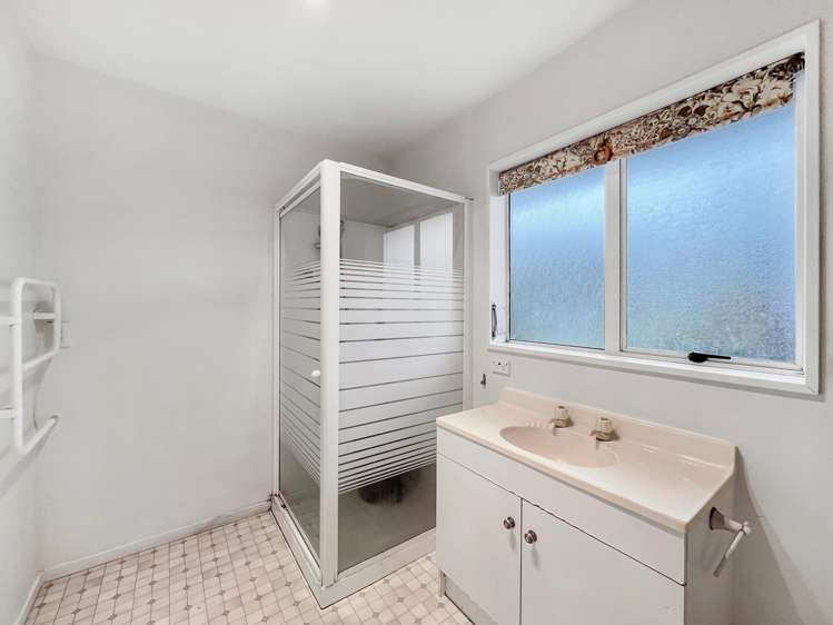 2/479 Main South Road Hornby_9