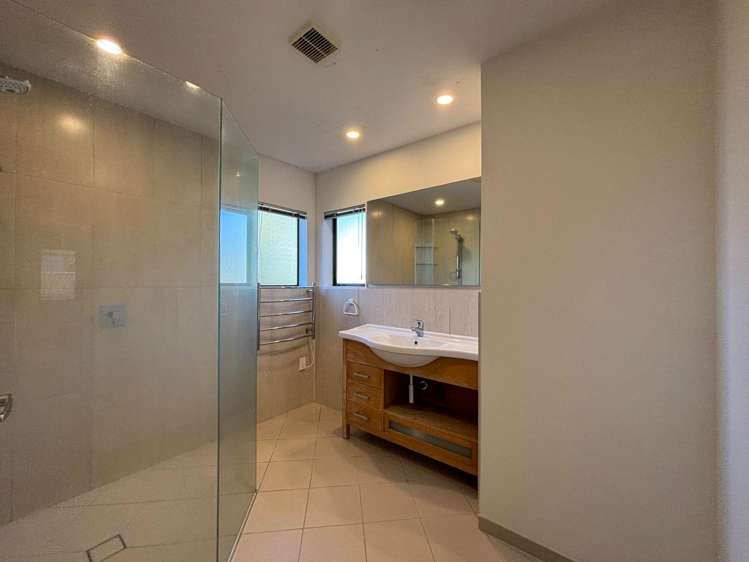 11B Pine Road Orewa_8