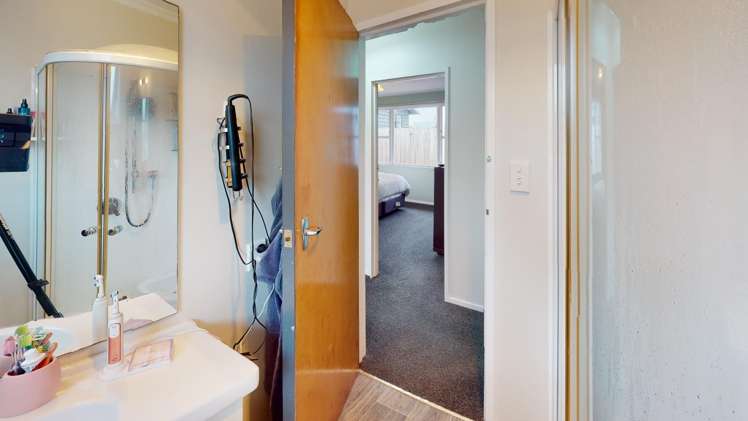 41 Seaforth Avenue Milson_6