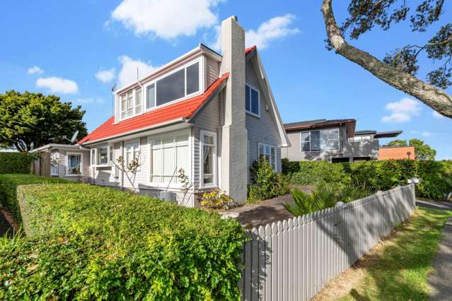 2/58 Takutai Avenue Half Moon Bay_3
